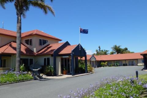 Outside view of Pacific Coast Motel