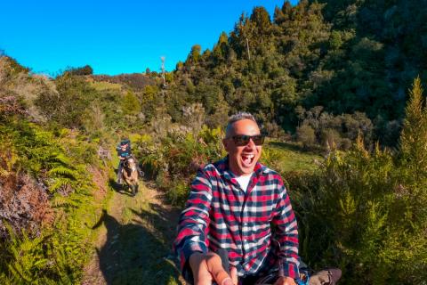 Manawa Honey - Horse Trekking - Bare Kiwi