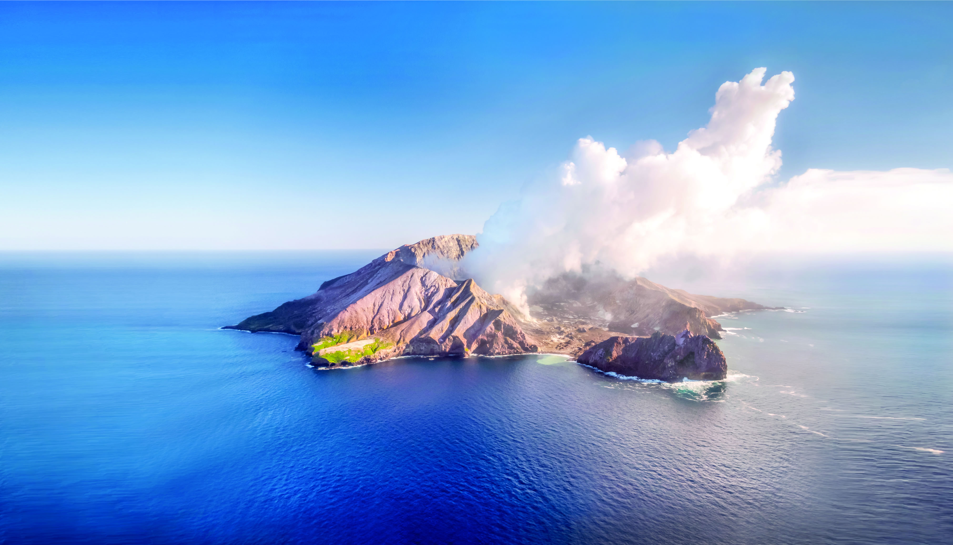 White Island Tours Package Deal Whakatāne New Zealand