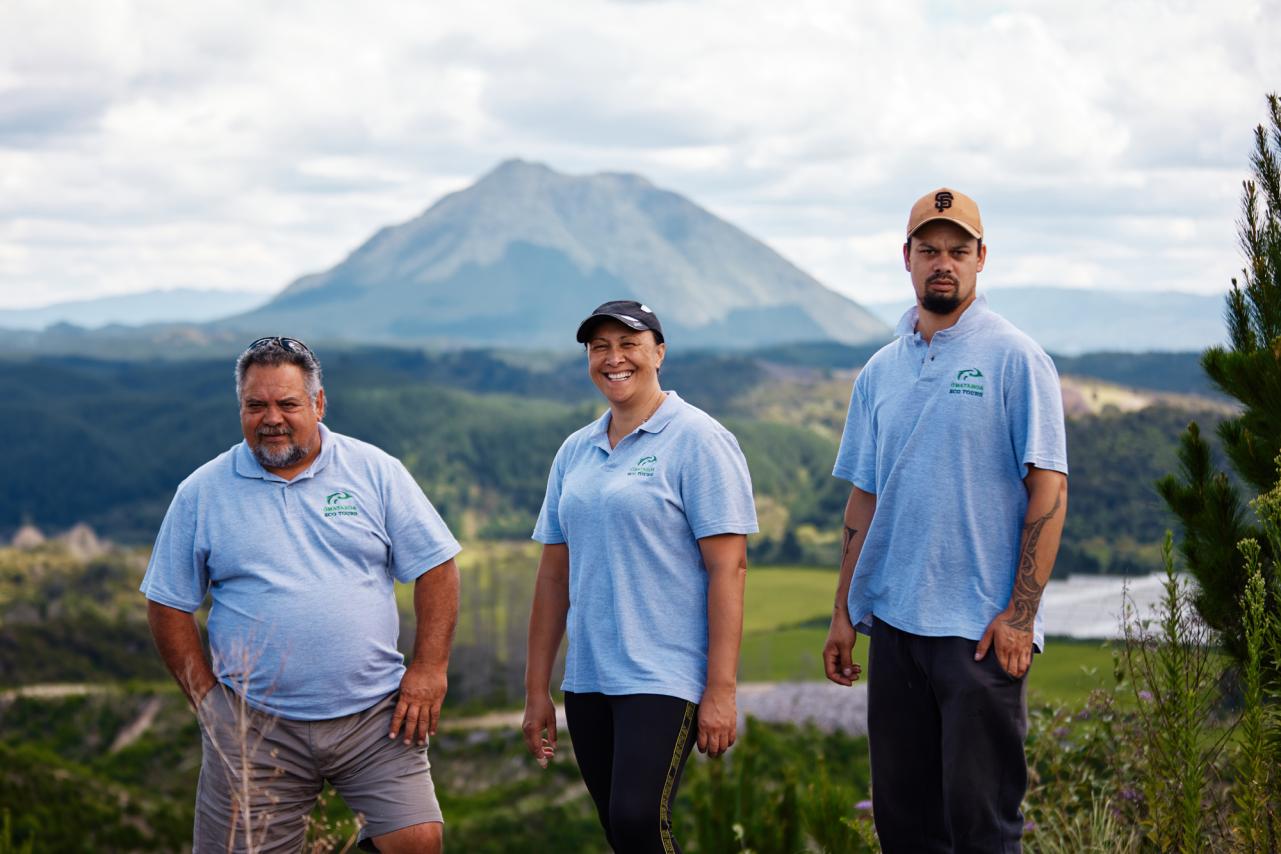 Ōmataroa Eco Tours guides