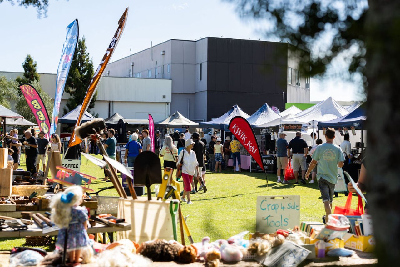 Sunday Market
