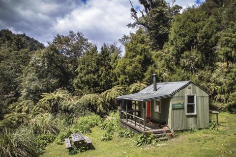 Skips Hut Whirinaki - David Finn