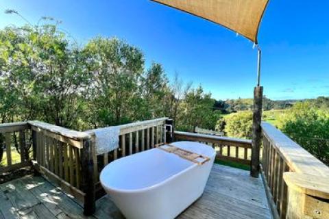 Weka Room- Outdoor Bath