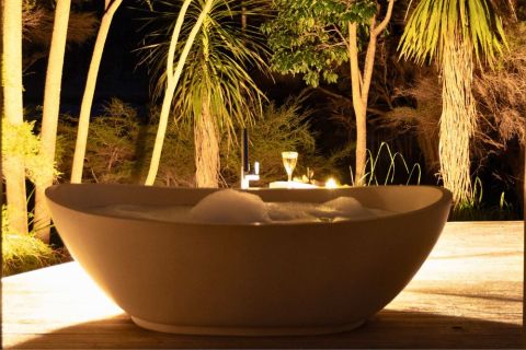 Barnie's bath by night.