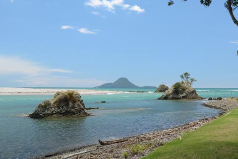 The Heads showing Irakewa Rock