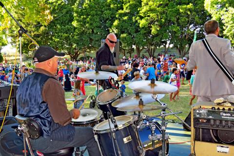 Jazz in the park band