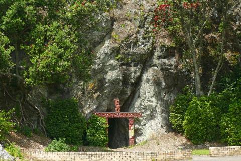 Muriwai's Cave