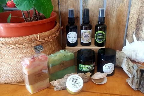 Naomi's Kawakawa Products