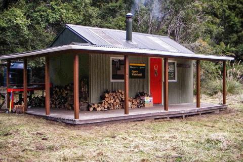 Upper Whirinaki hut _David Flnn