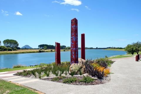 Pou Whenua