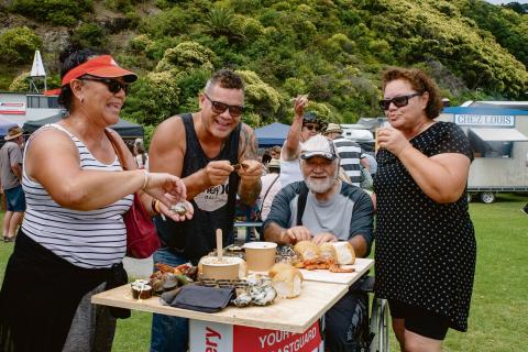 People enjoying their kai